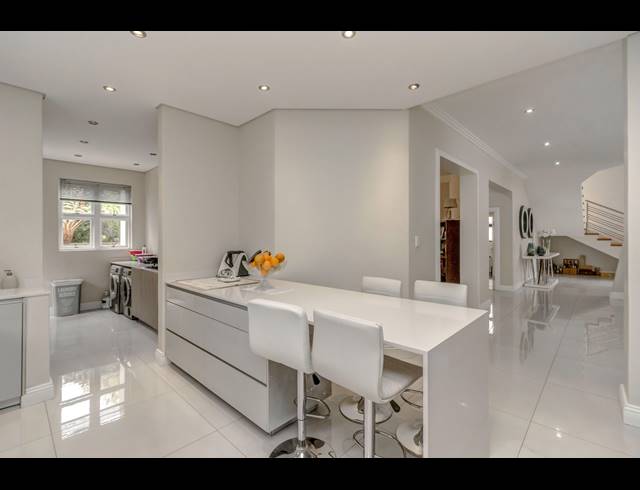 5 BEDROOM HOUSE FOR SALE IN DAINFERN VALLEY ESTATE